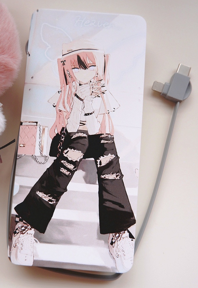 【NEW】Qi対応・10000mAh・ケーブル収納型モバイルバッテリー