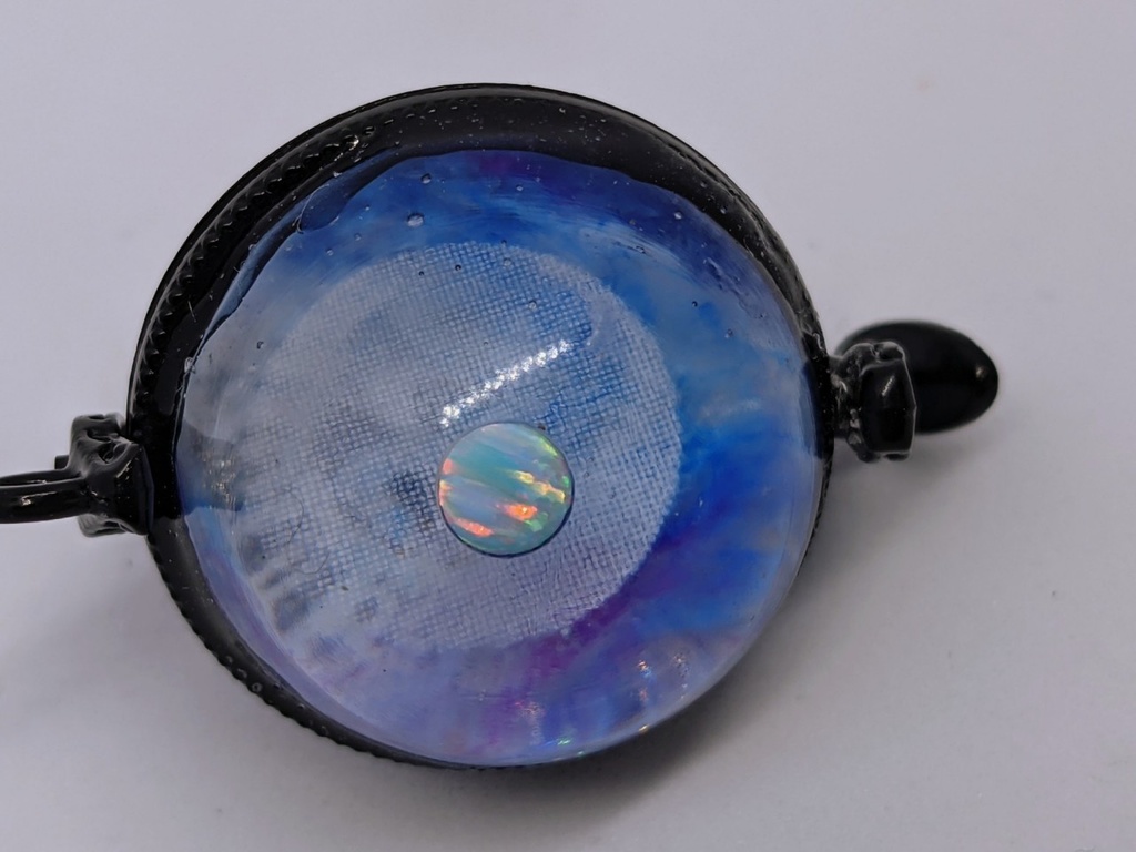 【頭割り3】14人委員会イメージ 天球儀型チャーム