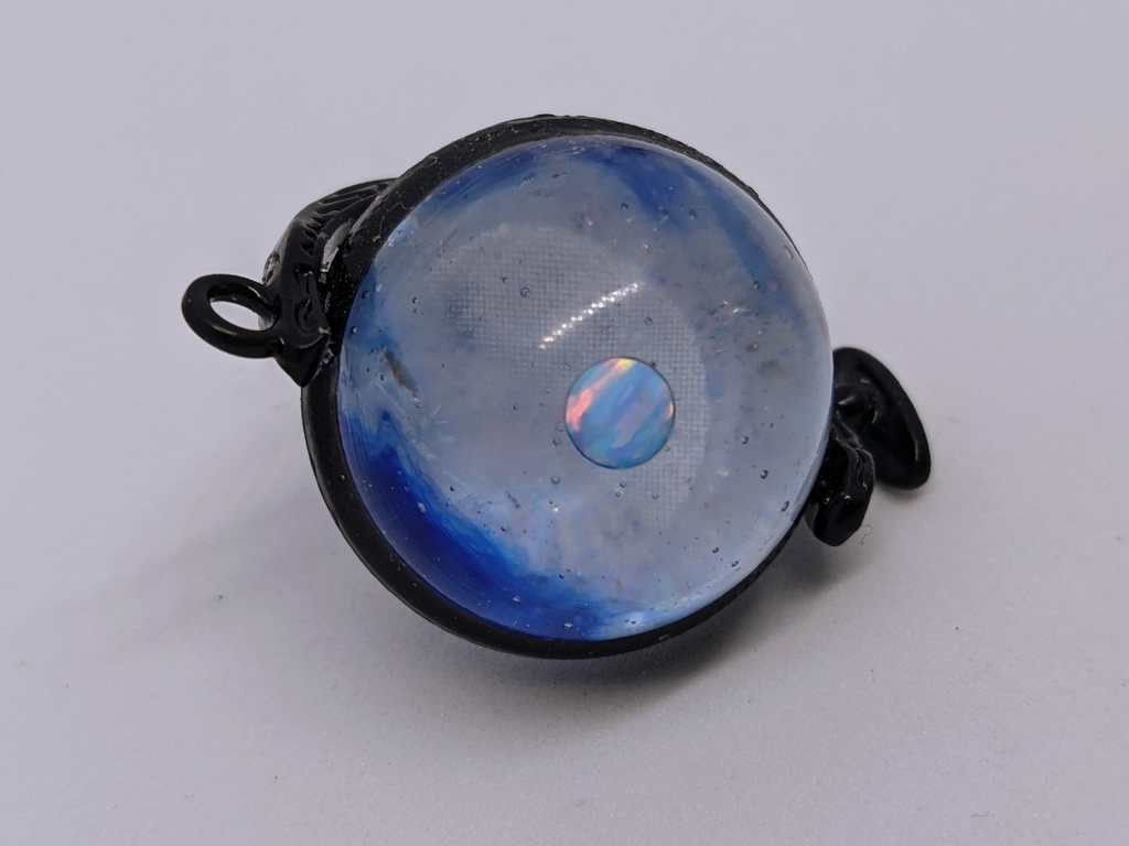 【頭割り3】14人委員会イメージ 天球儀型チャーム