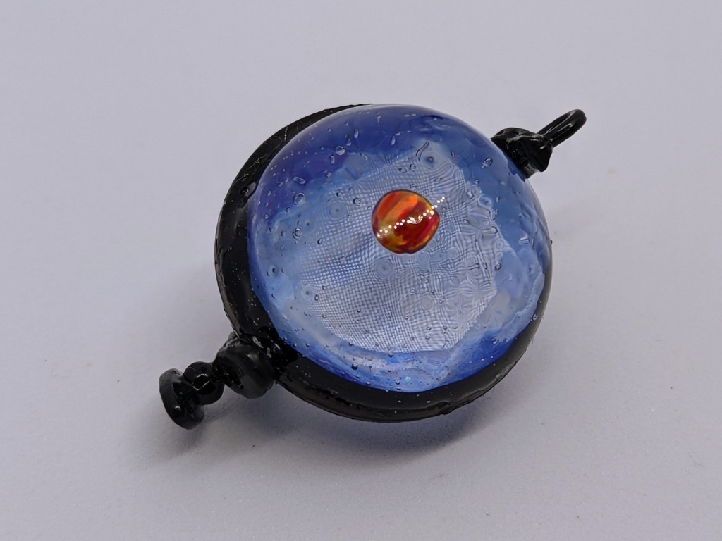 【頭割り3】14人委員会イメージ 天球儀型チャーム