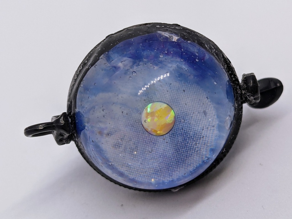 【頭割り3】14人委員会イメージ 天球儀型チャーム