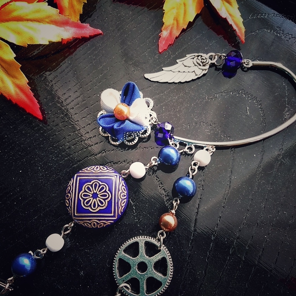 はさみ 歯車 個性 和風 つまみ細工 お花 イヤーフック 青 白 53