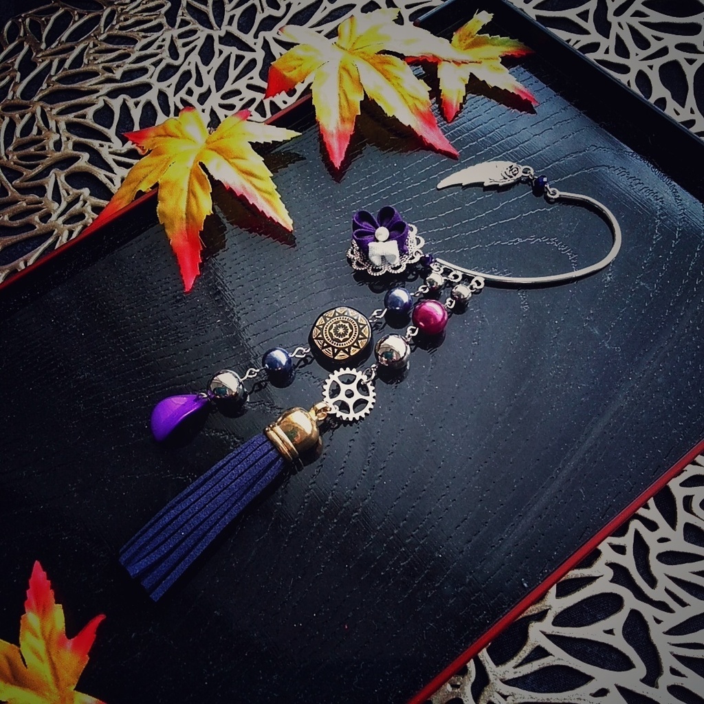 シック　モダン　和風　歯車　個性的 つまみ細工 イヤーフック 紫　白　17