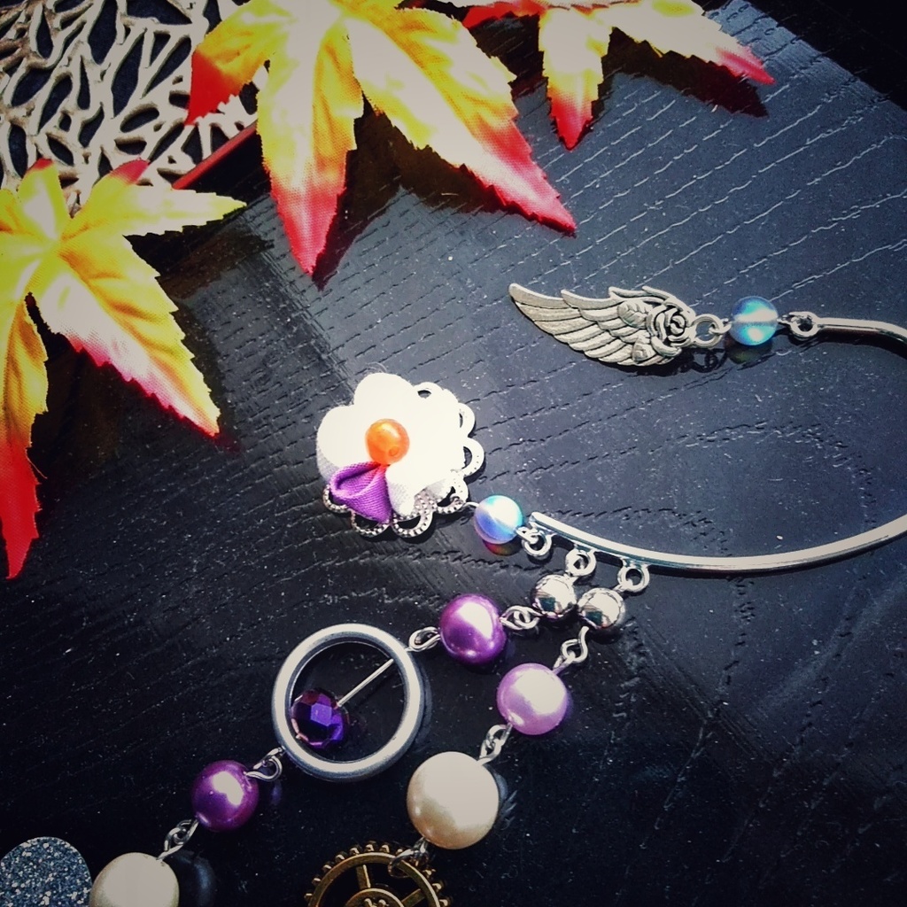 和風 白 紫 洋風 個性的 つまみ細工 お花 歯車のイヤーフック 21