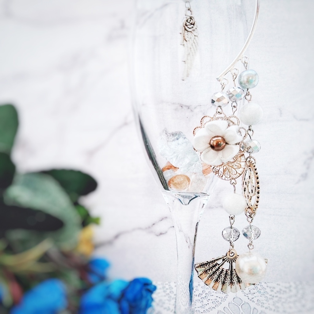 和風 ホワイト パール つまみ細工 お花 歯車 個性的なイヤーフック 123