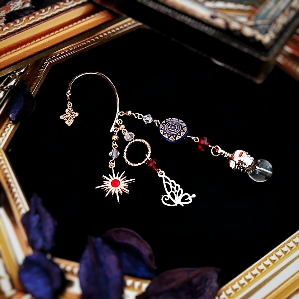 イヤーフック 王冠 蝶々 クリア 中級魔法 ウィザード専用 火属性 レッド 278