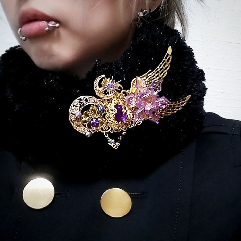 291 上級魔法 ハイウィザード専用 氷 闇 光属性ブローチ パープル