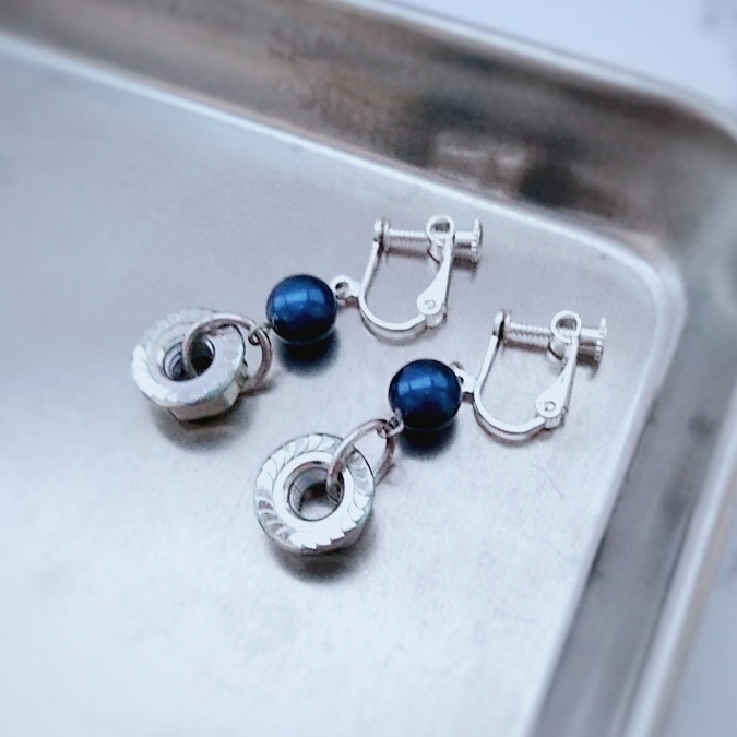 ブルー 工具 ナット イヤリング ユーモア 個性 かっこいい 売れ筋商品!人気 327