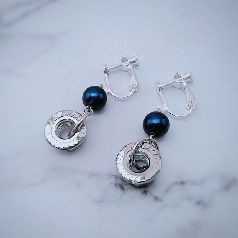 ブルー 工具 ナット イヤリング ユーモア 個性 かっこいい 売れ筋商品!人気 327