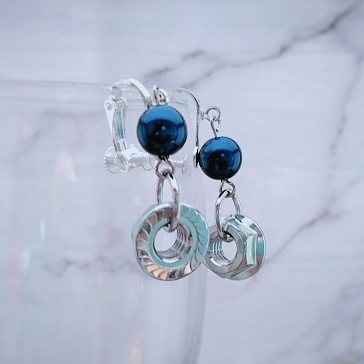 ブルー 工具 ナット イヤリング ユーモア 個性 かっこいい 売れ筋商品!人気 327