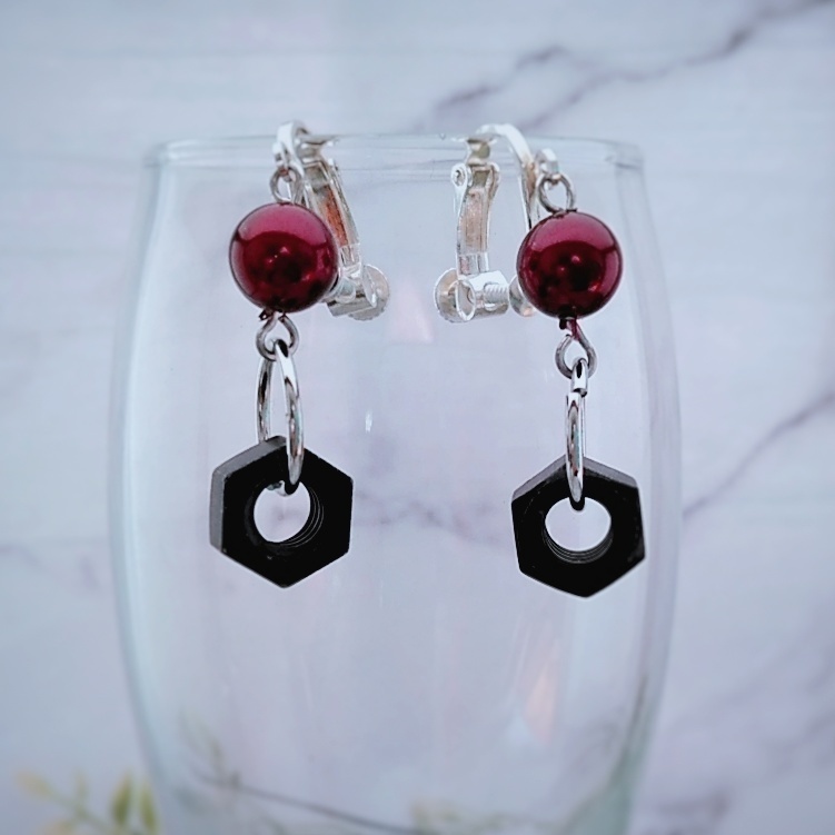 レッド 工具 ナット イヤリング ユーモア 個性 かっこいい 売れ筋商品!人気 328