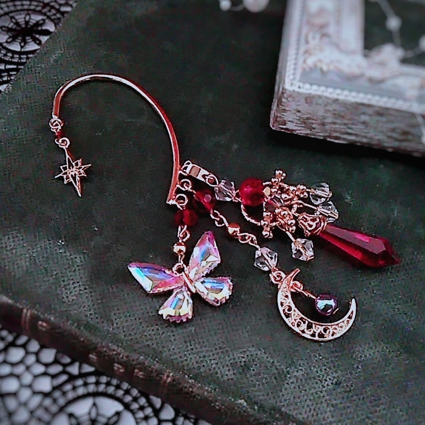 オーロラ蝶々のイヤーフック レッド 上級魔法 ハイウィザード専用 火属性 魔法石 月 流れ星 364