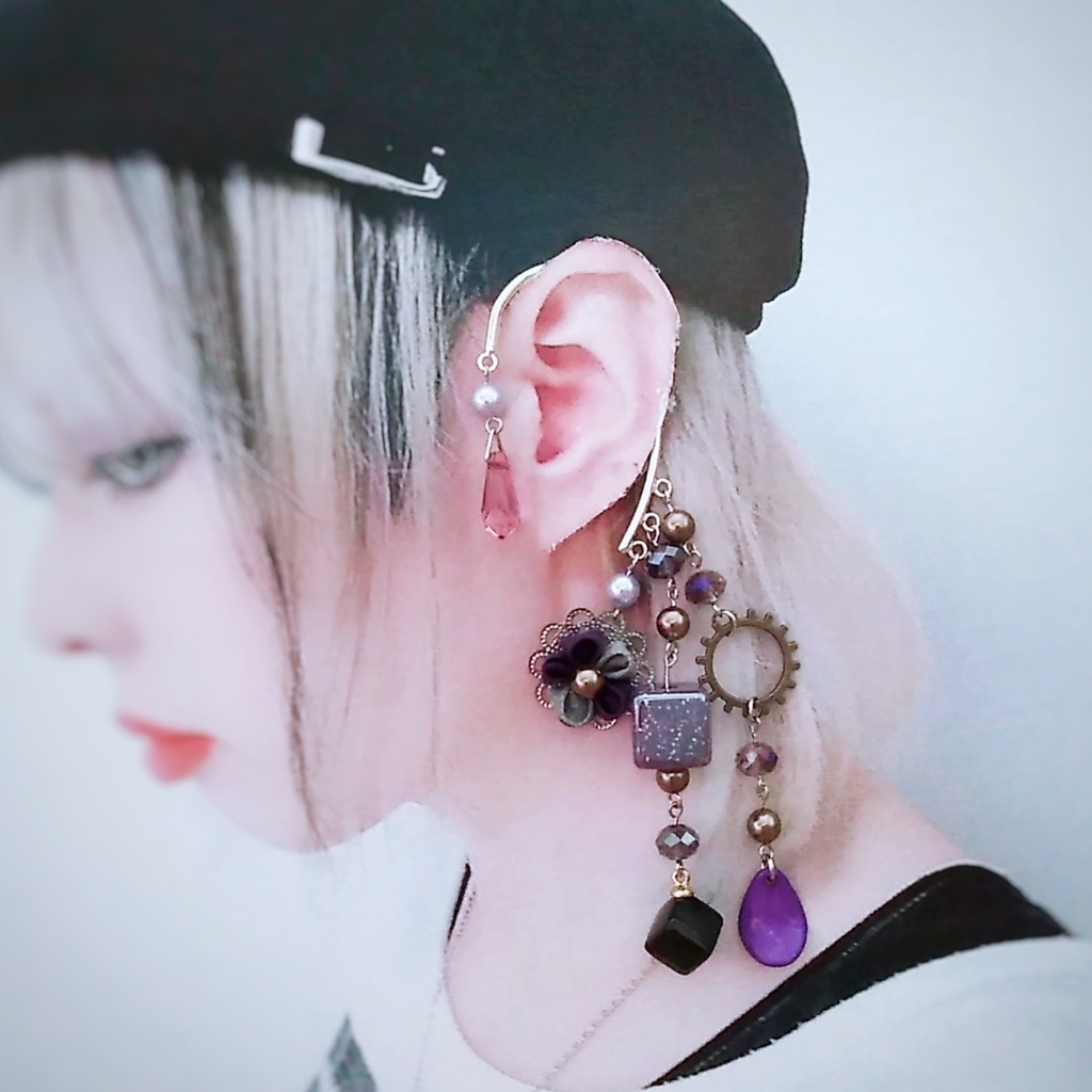 つまみ細工と歯車のイヤーフック 和風 シック キューブ 普段使い パープル✕グレー 415