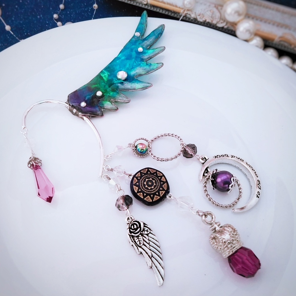 銀羽根のイヤーフック　パープル　レジン　精霊魔法　闇属性　429