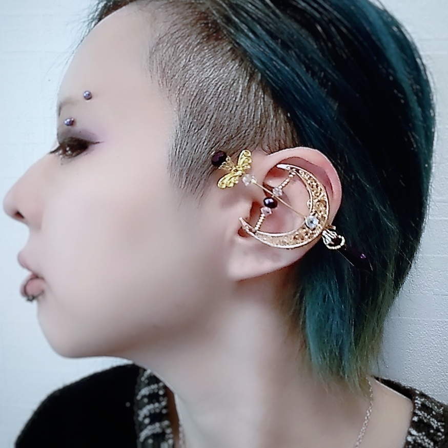 ダークネスアロー イヤーカフ パープル×ゴールド 上下左右装備可能 中級魔法 ウィザード専用 闇属性 533