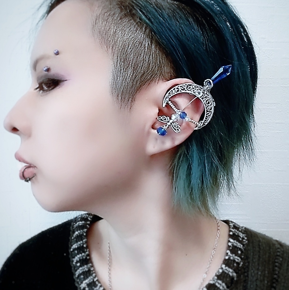 ウォーターアロー イヤーカフ ブルー×シルバー 上下左右装備可能 中級魔法 ウィザード専用 水属性 534