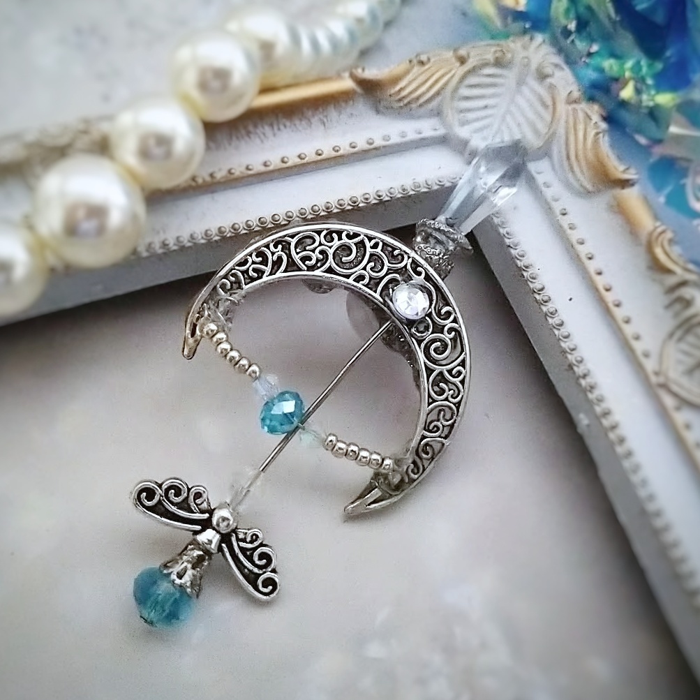 フリーズアロー イヤーカフ スカイブルー×シルバー 上下左右装備可能 中級魔法 ウィザード専用 氷属性 536