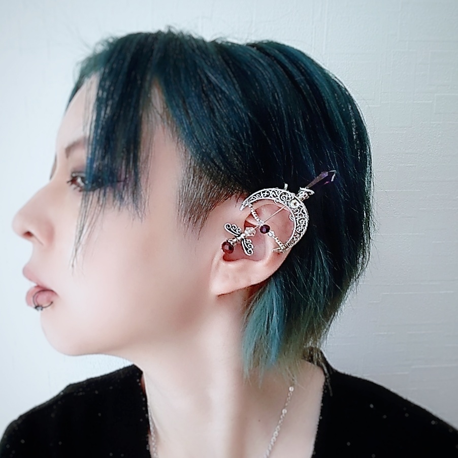 ダークネスアロー イヤーカフ パープル×シルバー 上下左右装備可能 中級魔法 ウィザード専用 闇属性 537