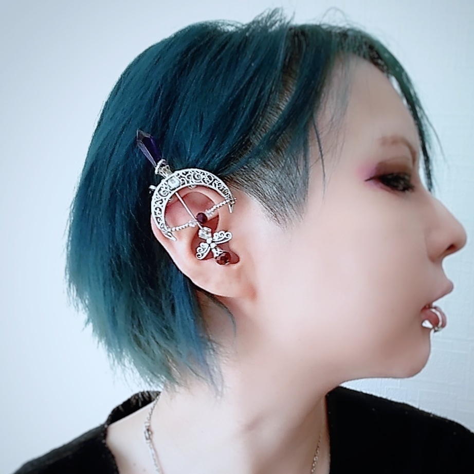 ダークネスアロー イヤーカフ パープル×シルバー 上下左右装備可能 中級魔法 ウィザード専用 闇属性 537