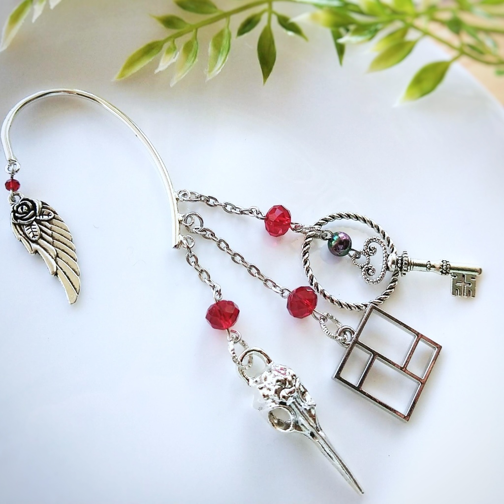 鳥の頭蓋骨の鍵付きイヤーフック レッド 羽根 スクエア 厨二病 ユニセックス 546