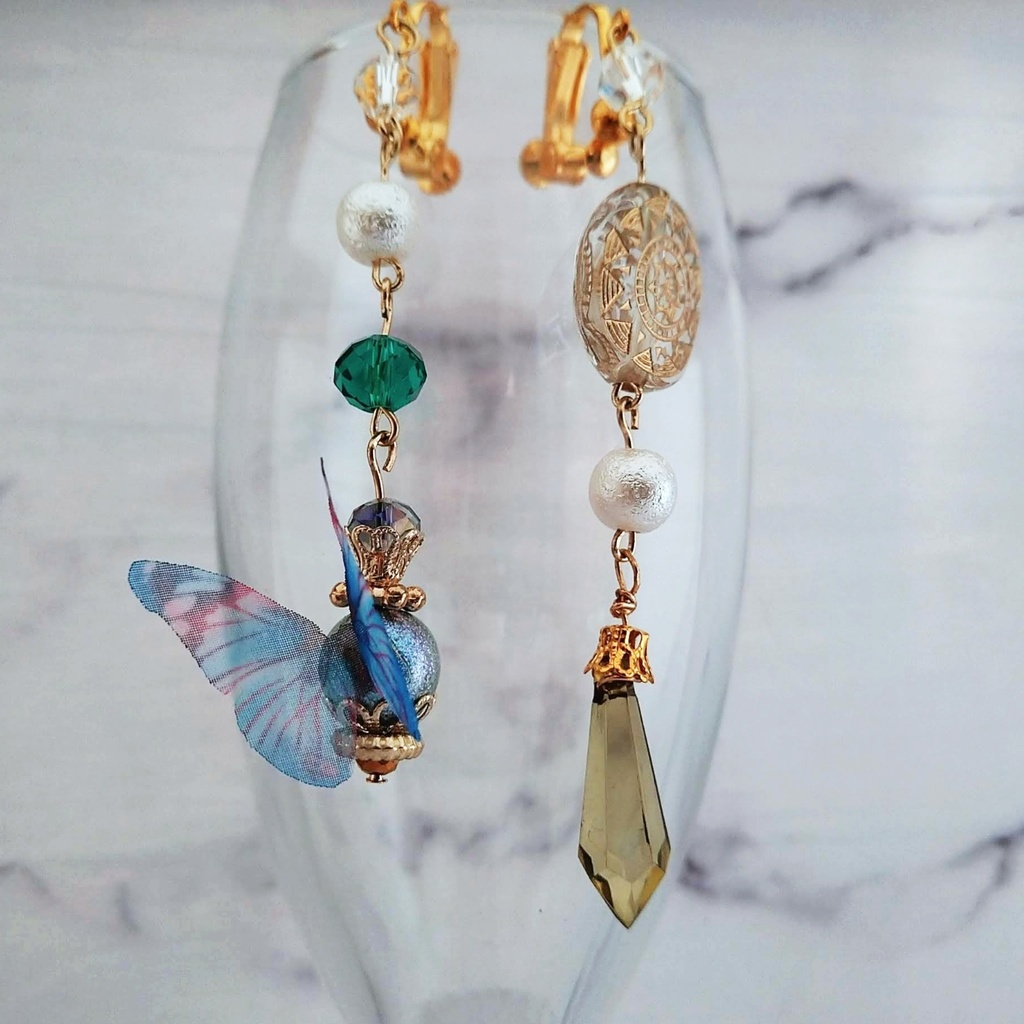 魔法石と魔法陣の蝶々つきイヤリング グリーン 中級魔法 ウィザード専用 風属性 599