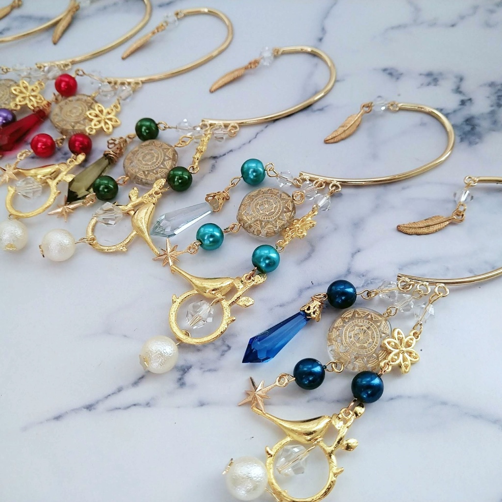 氷鳥の囁きイヤーフック スカイブルー 中級魔法 ウィザード専用 氷属性 魔法石 鳥 パール 魔法陣 629