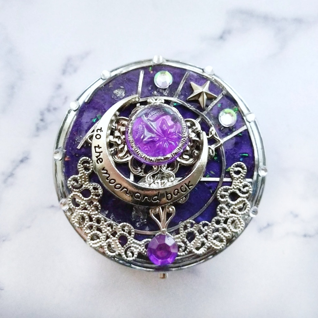 サテライトコンパクト パープル 闇属性 ピルケース 魔法 コンパクト レジン 個性 月 星 636