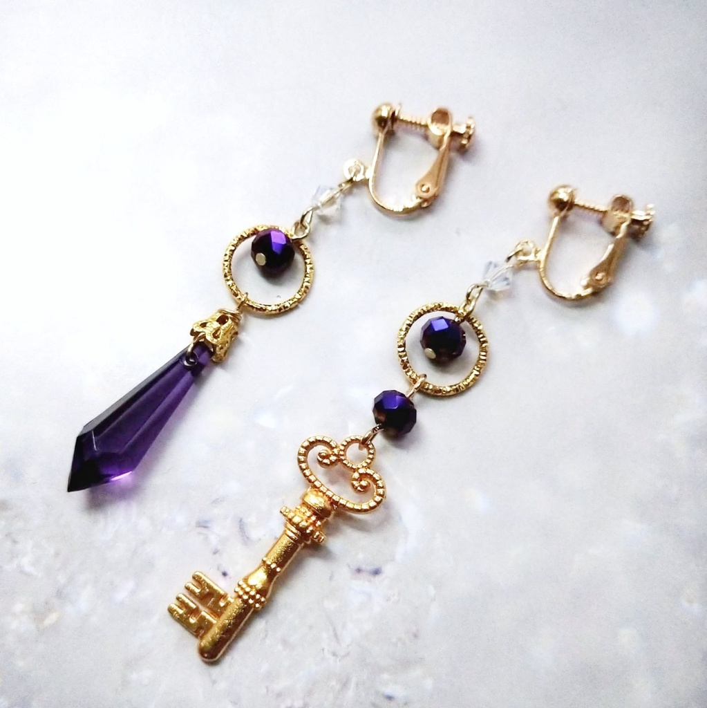 「漆黒の塔 奥の間の鍵」魔法イヤリング パープル ウィザード専用 闇属性 643