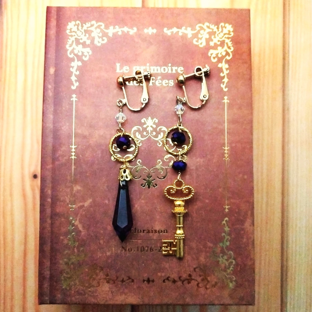 「漆黒の塔 奥の間の鍵」魔法イヤリング パープル ウィザード専用 闇属性 643