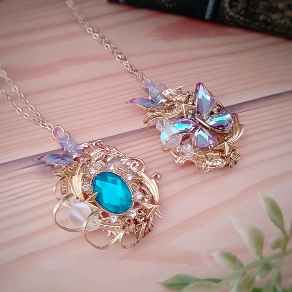 螺旋描くネックレス エメラルド 精霊魔法 ルナフラッシュ 733