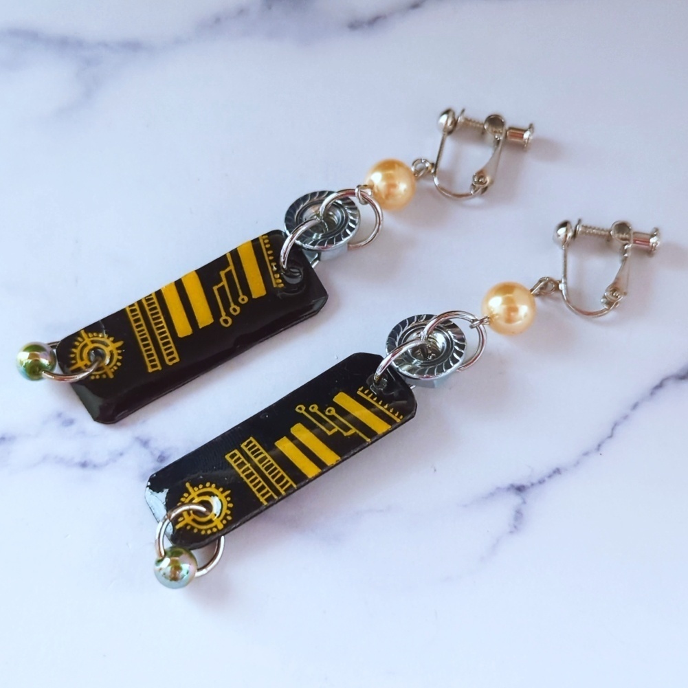 サイバー 個性派イヤリング サブカル 地雷系 ナット プラバン レジン 全9種類