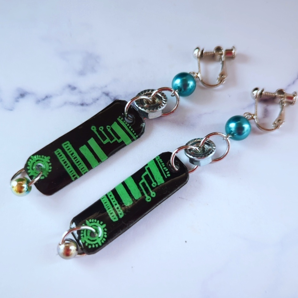 サイバー 個性派イヤリング サブカル 地雷系 ナット プラバン レジン 全9種類