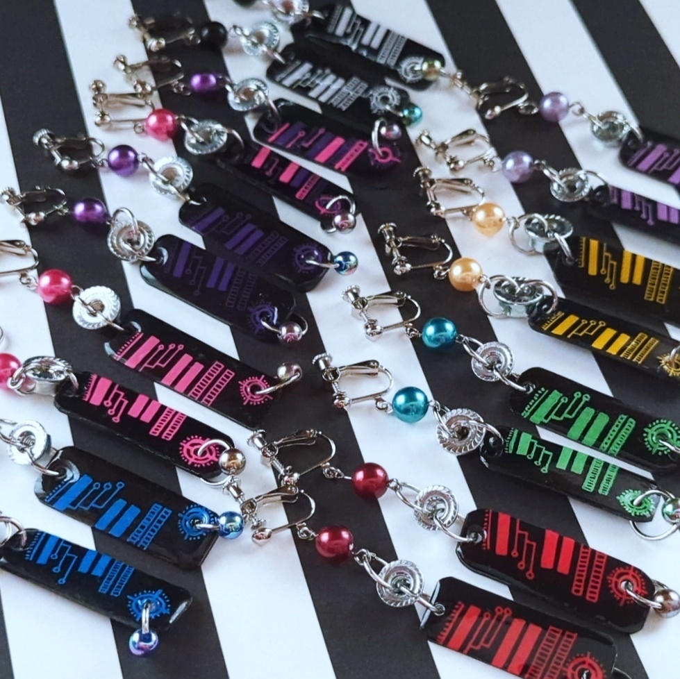 サイバー　個性派イヤリング　サブカル　地雷系　ナット　プラバン　レジン　　全9種類