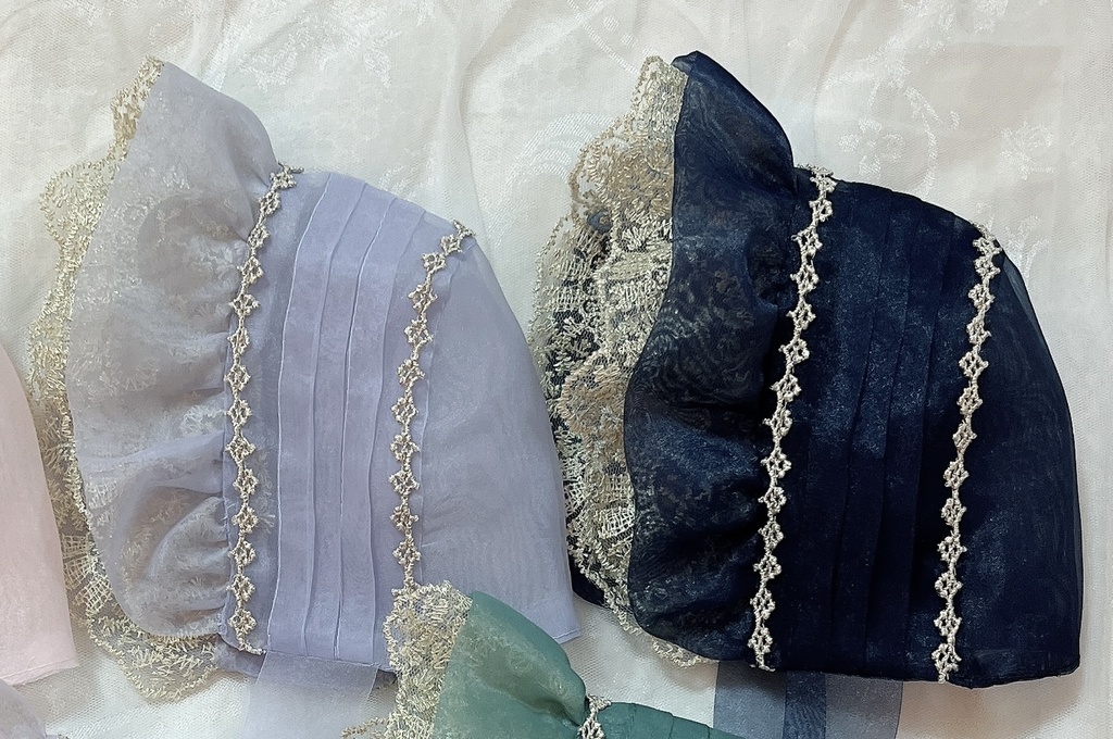 ぬいぐるみ用ボンネット