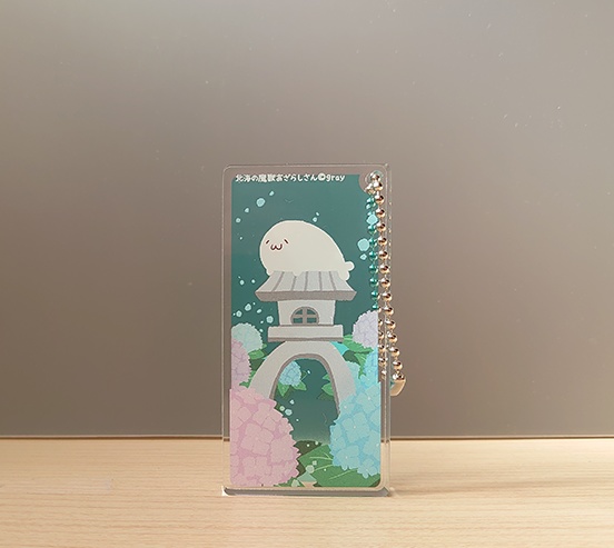 アクリルキーホルダー(ドミノ型)季節のお花:あじさい