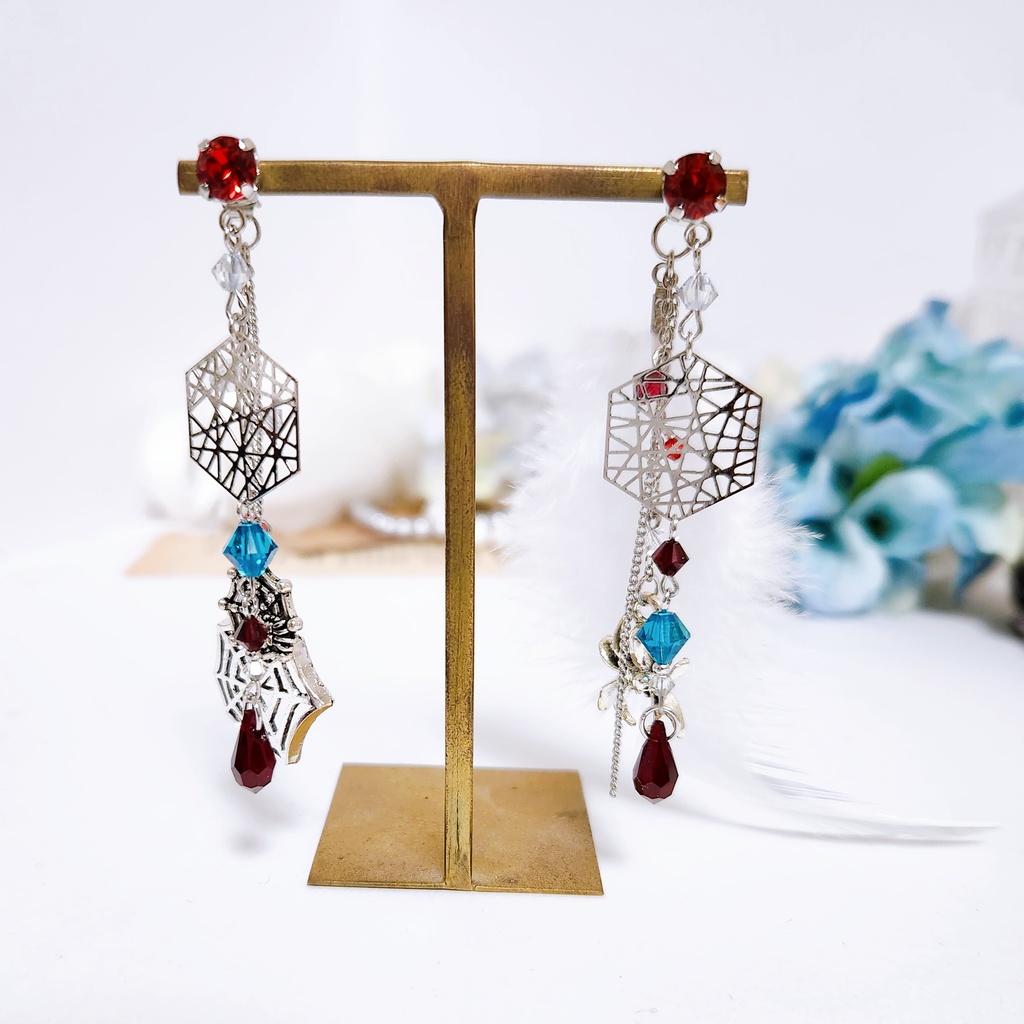 《★再販!!》【牢 -蜘蛛-】ビジュー&フェザー 2wayチェーンピアス