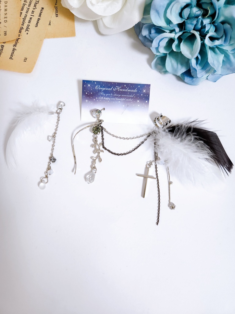 《★再販!!》【黒風烟嵐】ビジュー&フェザーチェーン ピアス&イヤーカフ セット