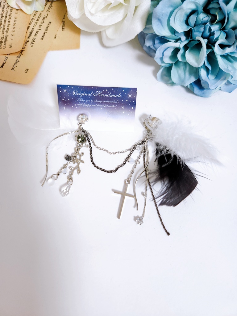 《★再販!!》【黒風烟嵐】ビジュー&フェザーチェーン ピアス&イヤーカフ セット
