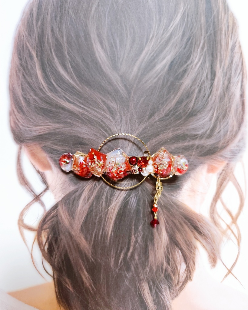 《★再販 ×5!》【赫き炎】グラデーションレッドの鉱石風 ビジュー バレッタ