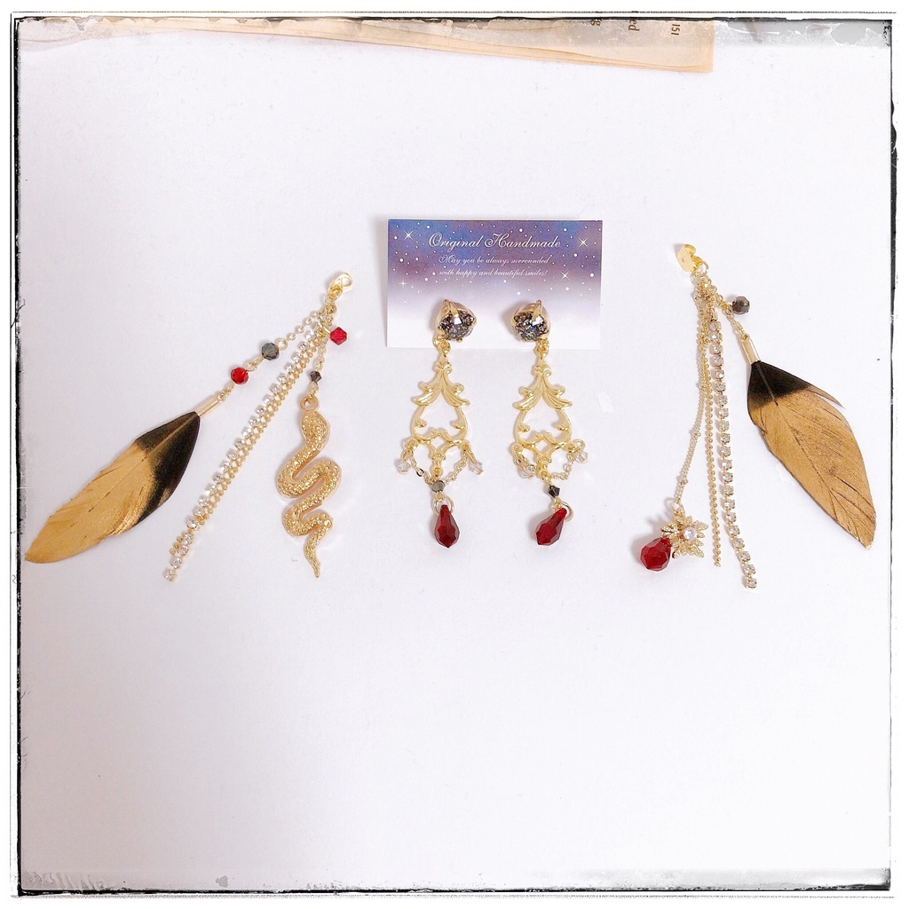 《★1名様限定》【Arabian party】ビジュー&フェザー チェーン 2wayピアス