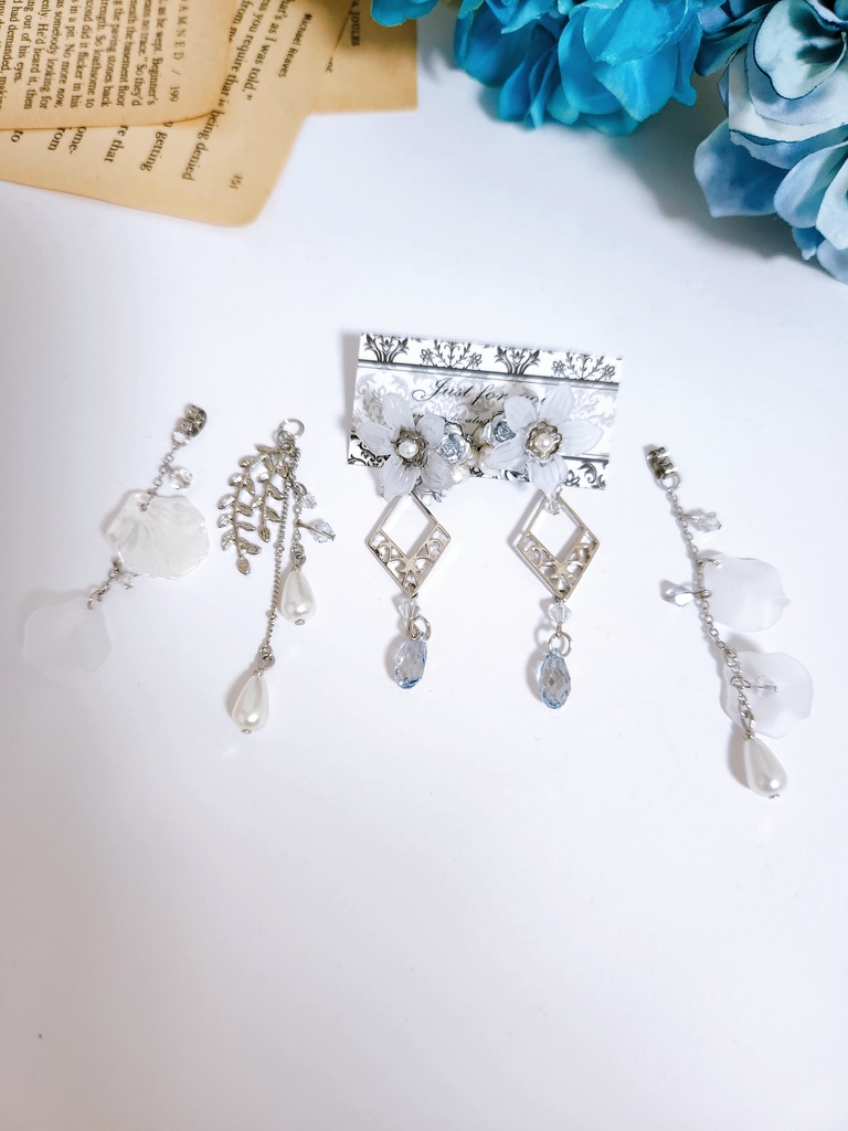 《★再販!!》【Fairly Gala】フラワービジュー &チェーン 片側3wayピアス -Silver Pearl ver.-