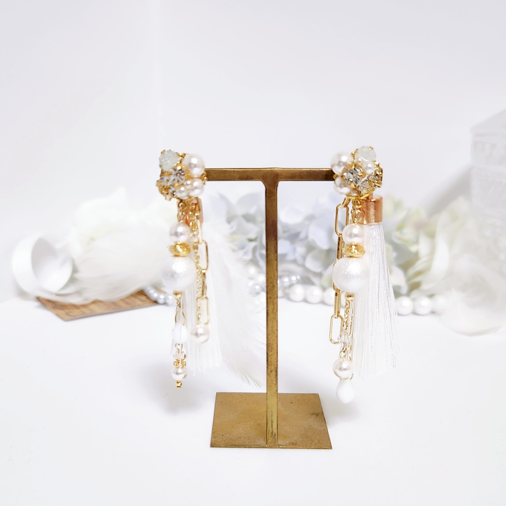 《★再販!!》【白鶴 -舞-】ビジュー&フェザー タッセルチェーン 4wayピアス