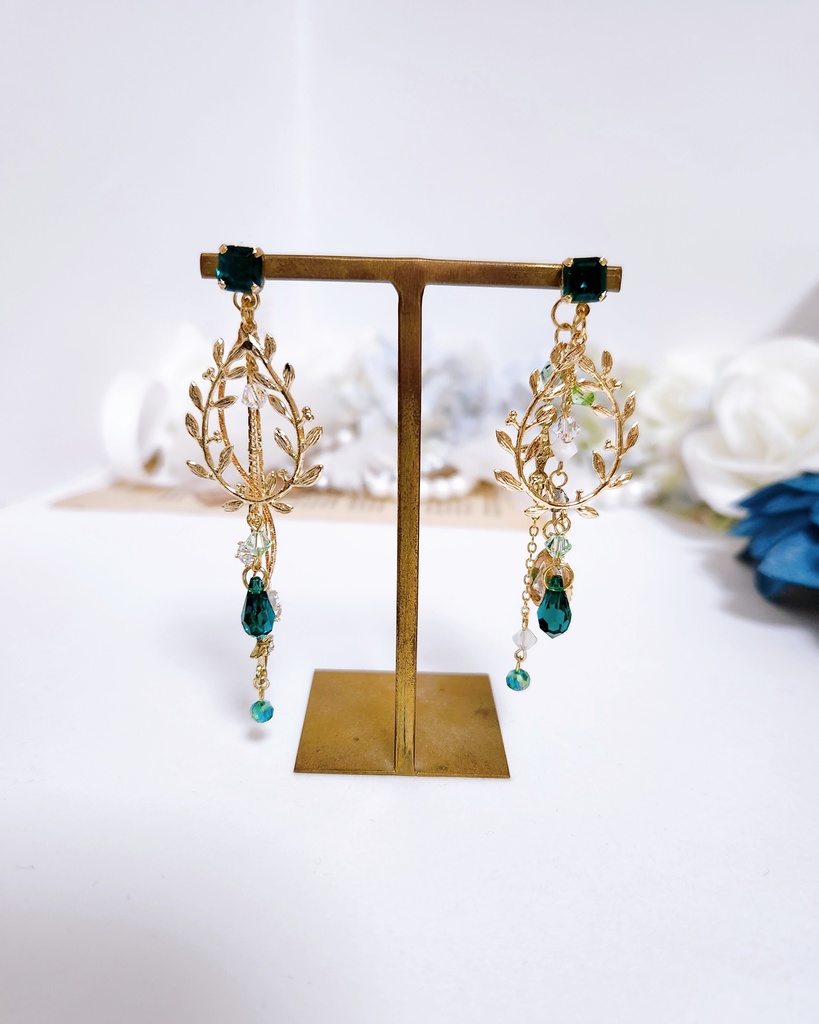 【木枯らし -颪- 】ビジュー&リーフチャーム 2wayチェーンピアス