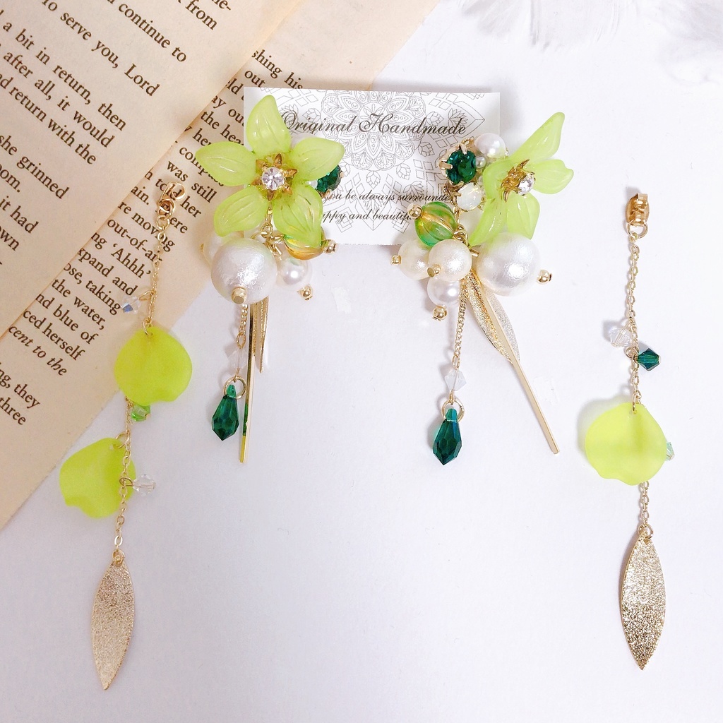 【春風】フラワービジュー 2wayロングチェーンピアス - Lightgreen Flower ver.-