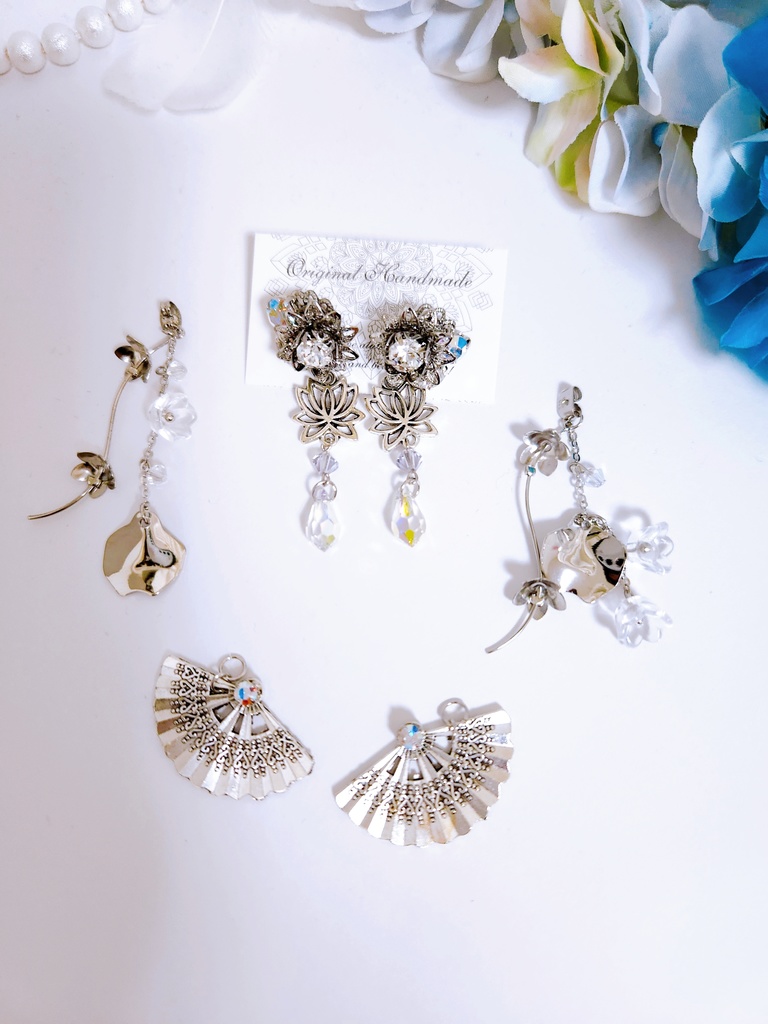 《★再販×4!!》【散り蓮華】フラワービジュー 3wayチェーンピアス