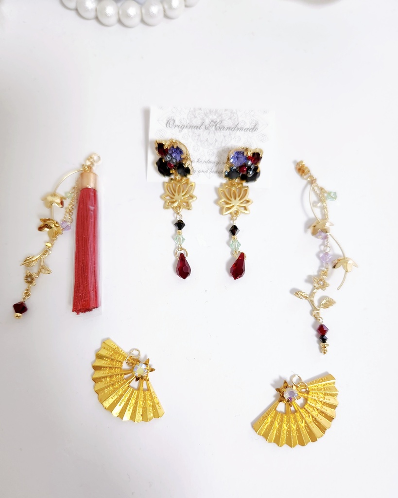 《★受注オーダー》【ai様 専用ページ】フラワービジュー 3wayチェーンピアス 2点