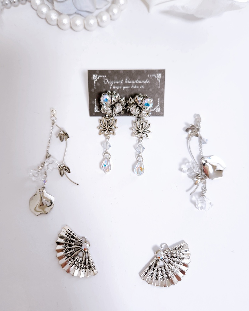 《★受注オーダー》【ai様 専用ページ】フラワービジュー 3wayチェーンピアス 2点