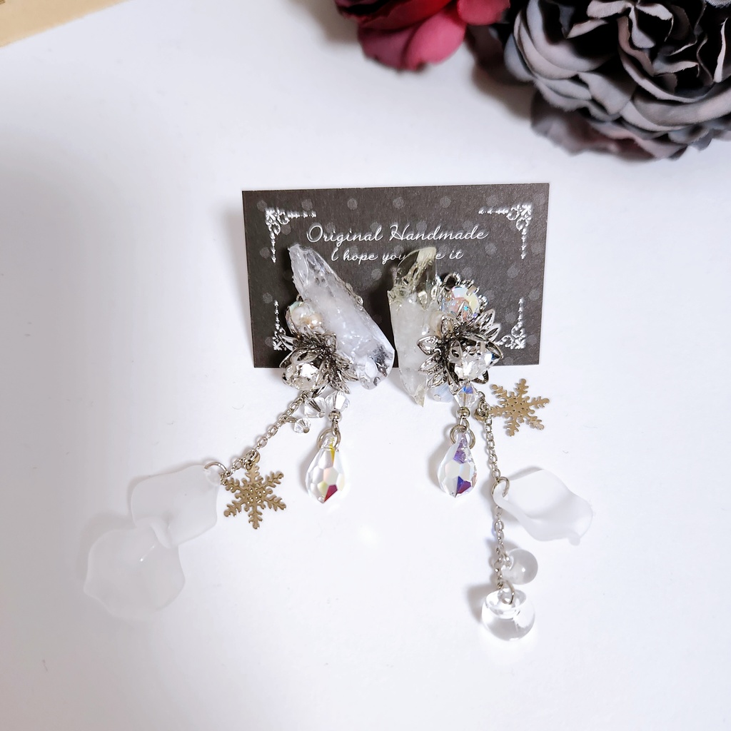 《★再販×3！！》【冬ざれ氷柱 】氷の鉱石風 ビジュー＆フラワーチェーン 2wayピアス -Pierce ver.- 