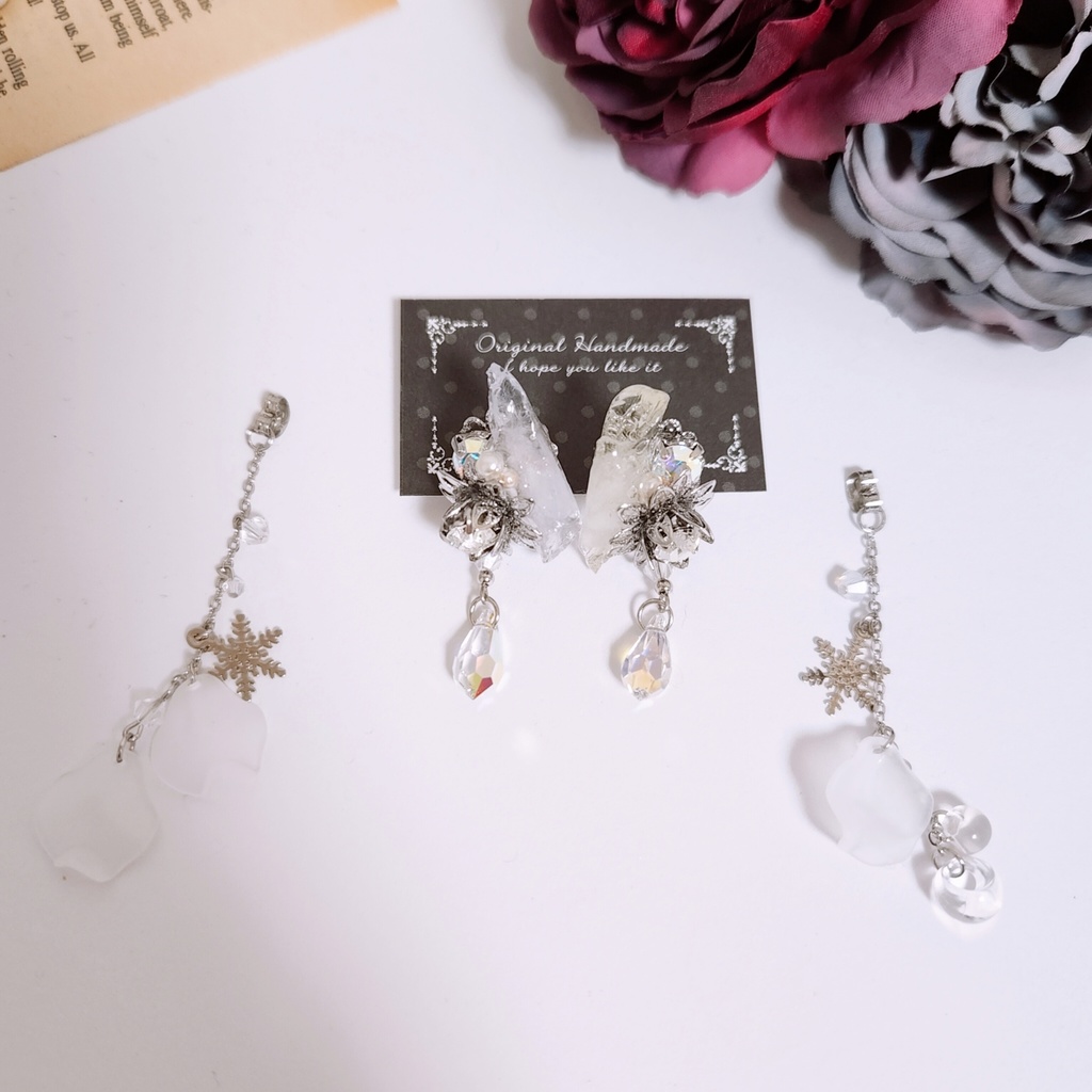 《★再販×3!!》【冬ざれ氷柱 】氷の鉱石風 ビジュー&フラワーチェーン 2wayピアス -Pierce ver.-