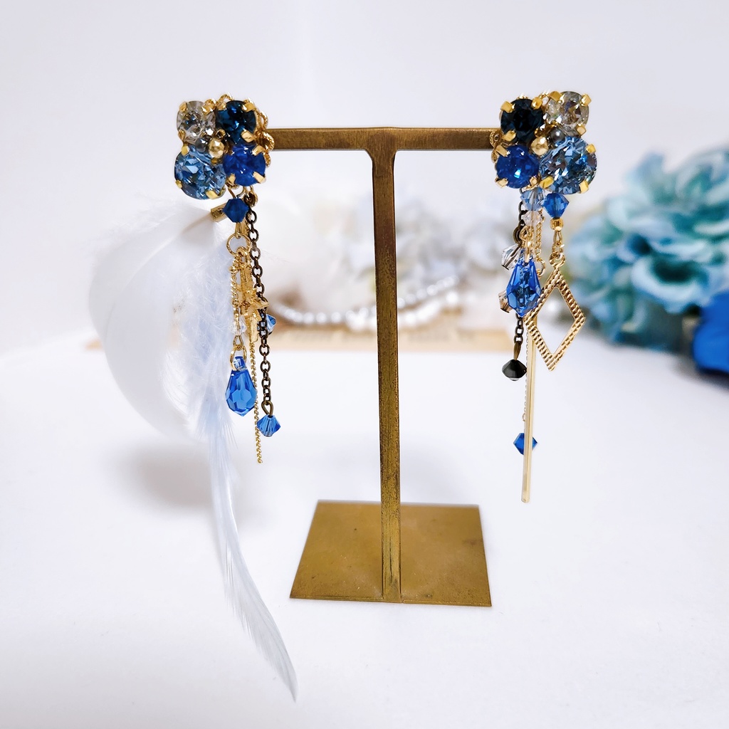 【凛冽なる輪舞】ビジュー&フェザー チェーン 4wayピアス